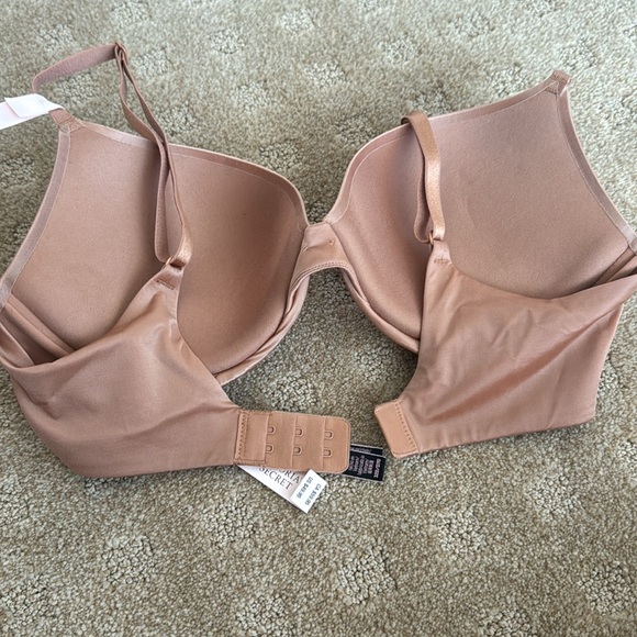 NWT Victoria’s Secret So Obsessed smooth push up bra, nude (toffee) color - Picture 4 of 6